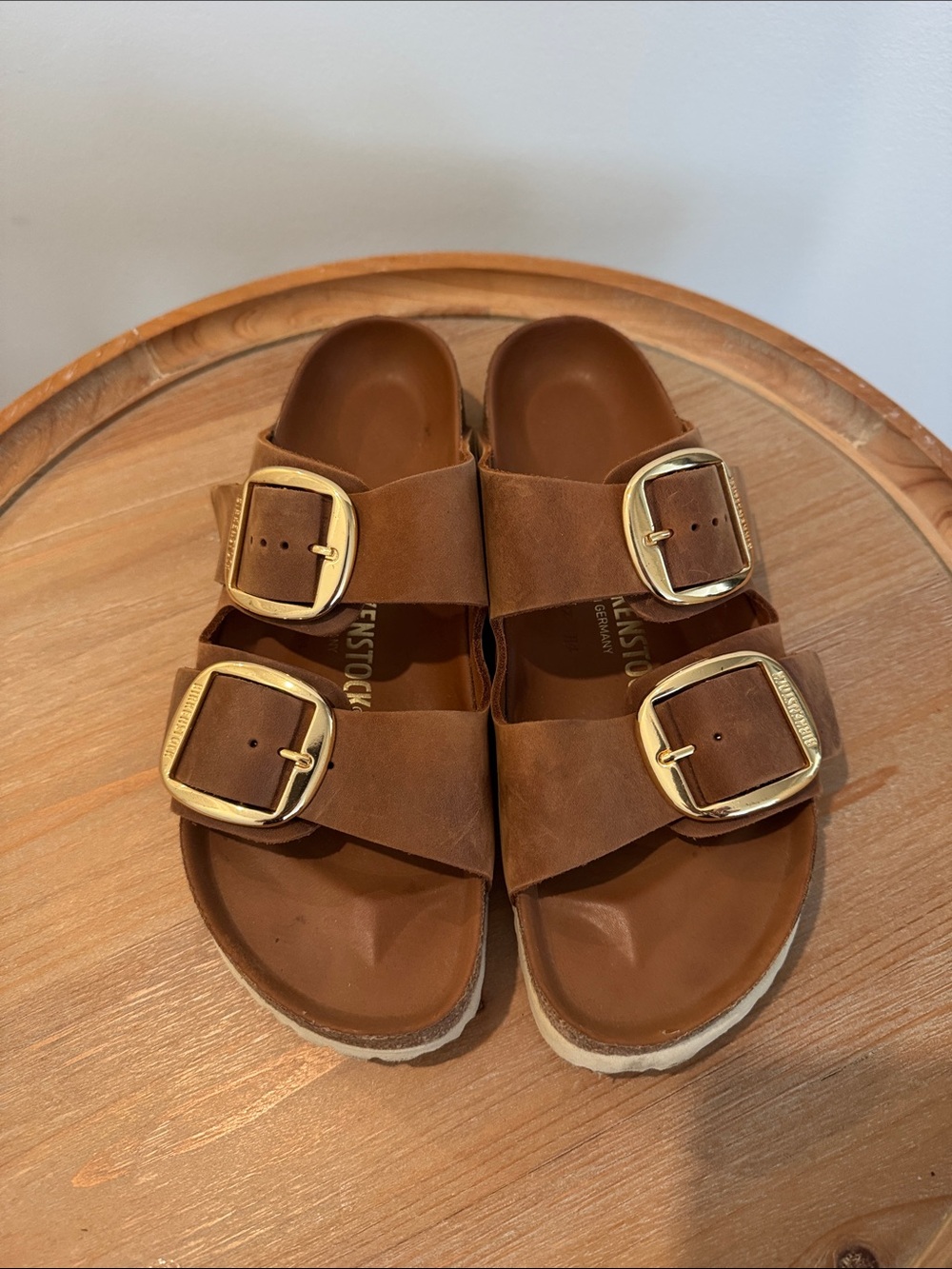 Birkenstock Arizona Sandals in Brown with Gold Buckles - Picture 2 of 3